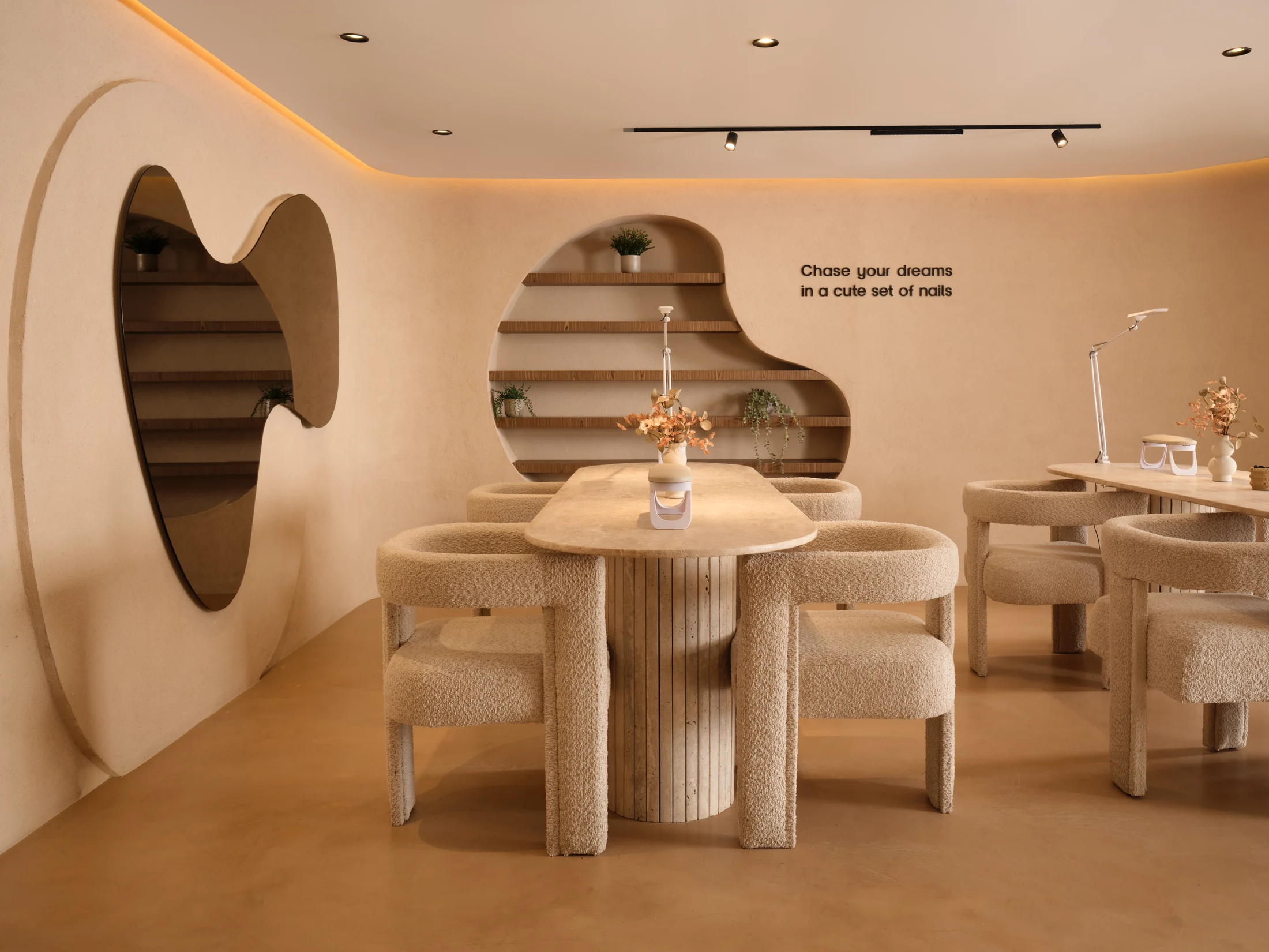 Aura Spa — Espace manucure
